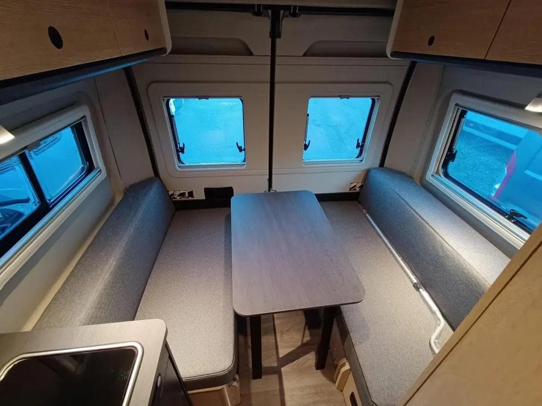 Camping-car SUNLIGHT 540V 10