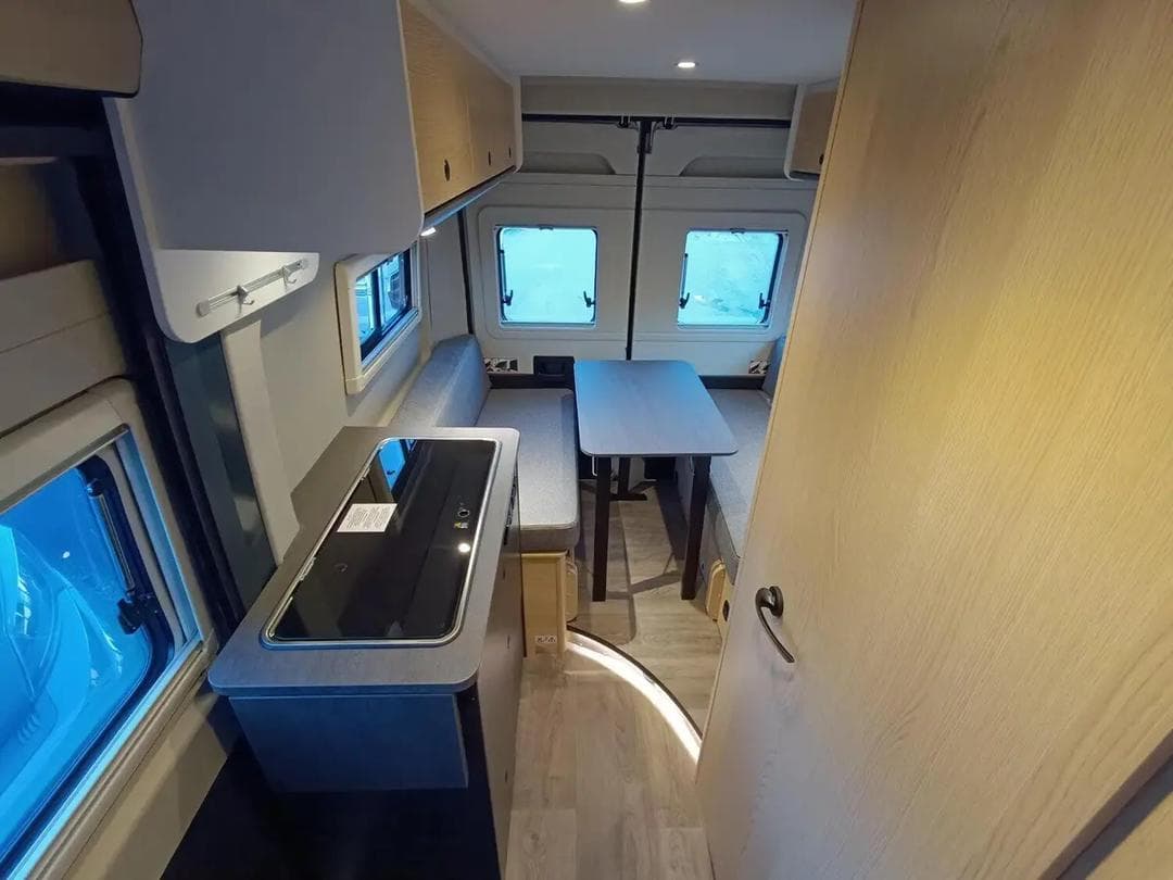Camping-car SUNLIGHT 540V 11