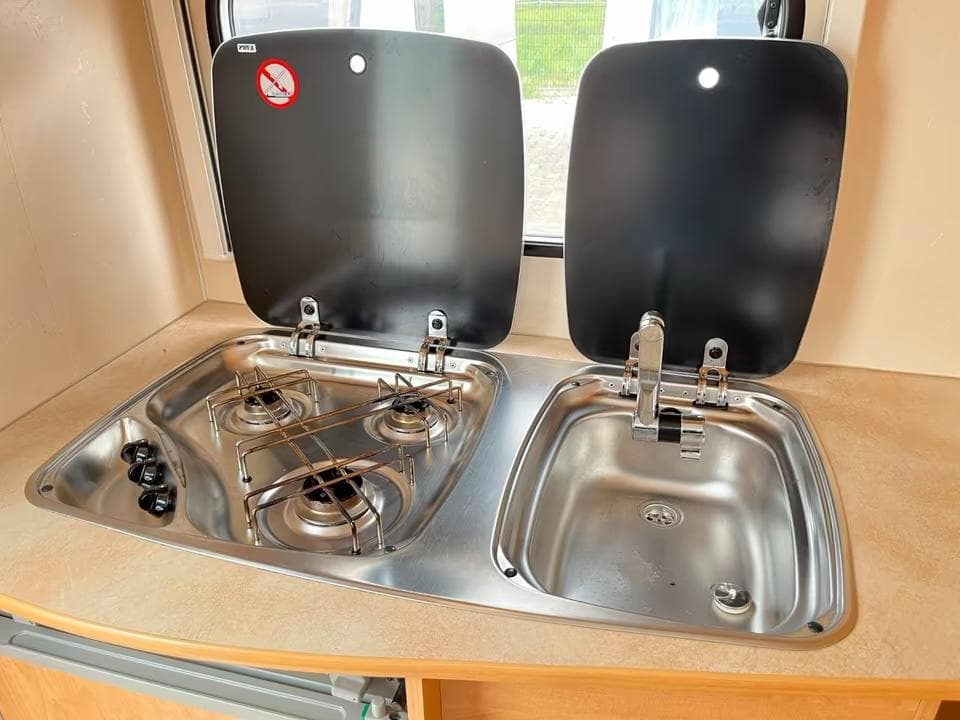 Weinsberg CaraOne 390 QD 750 kg 7