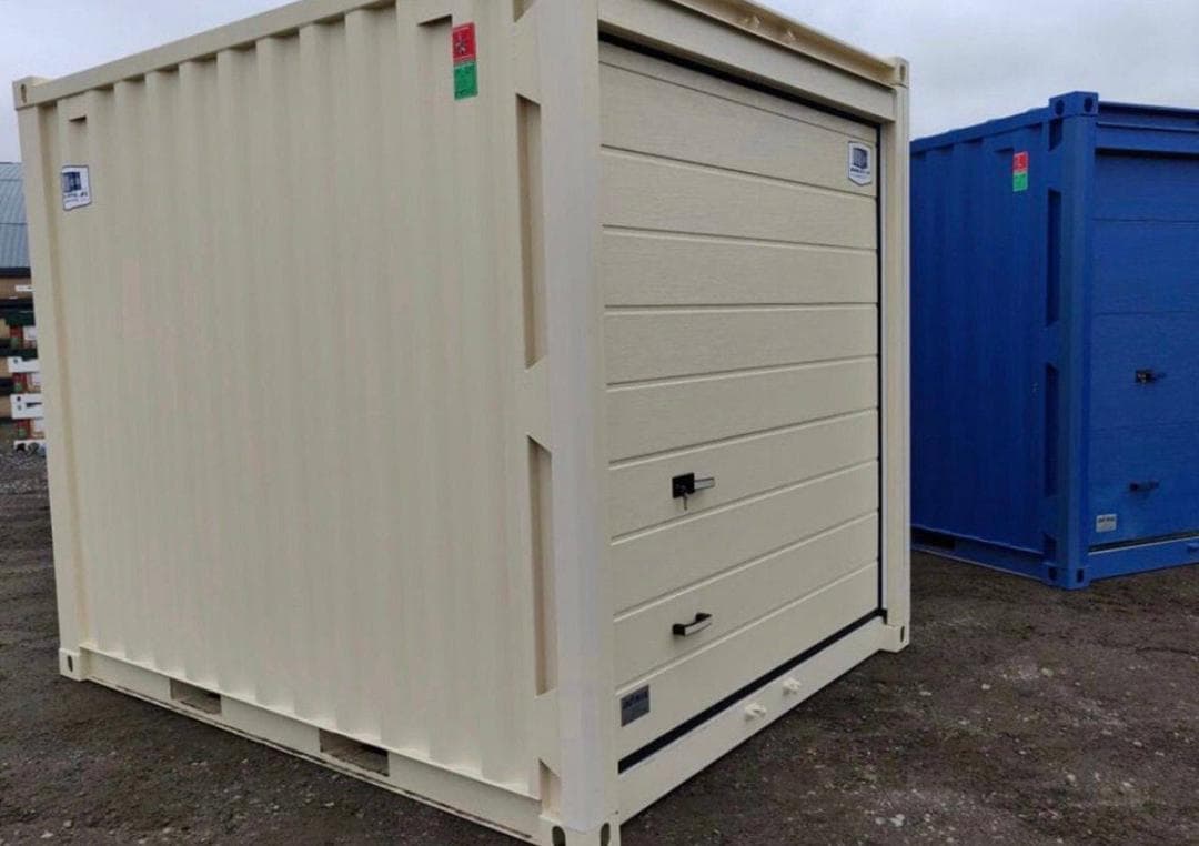 Conteneur neuf de 3 mètres avec porte sectionnelle